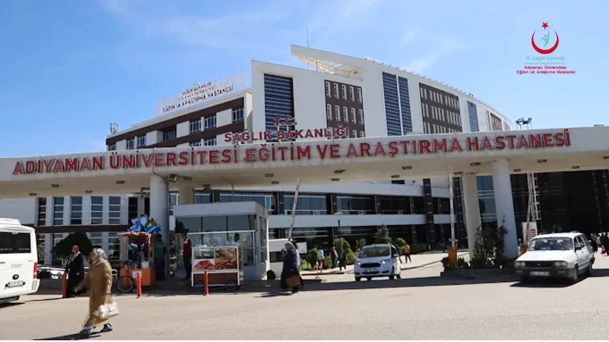 Adıyaman-Şanlıurfa Yolunda Kaza: 15 Kişi Yaralandı