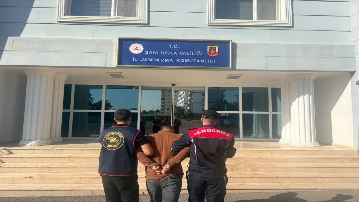 Şanlıurfa’da 22 Yıl 6 Ay Cezalı Firari JASAT’a Yakalandı