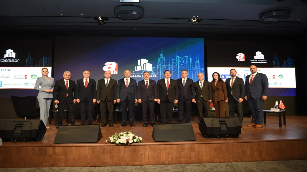 Canpolat, Haliliye’nin gençlik projelerini anlattı