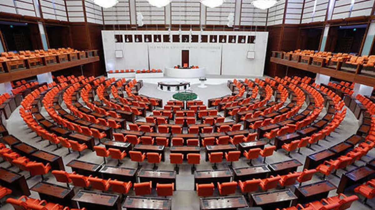 DEM Parti'den Meclis'te İşsizlik ve Uyuşturucu Vurgusu