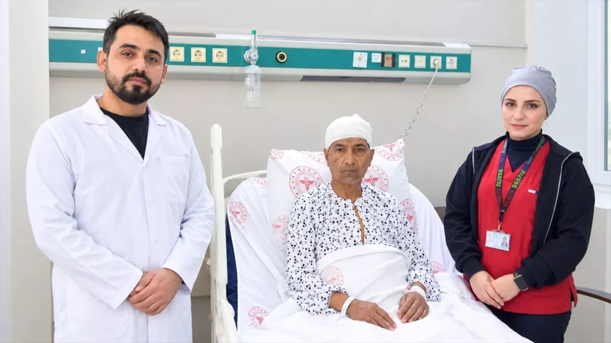 Şanlıurfa’da 10x8 Santimetrelik Beyin Kitlesi Ameliyatla Alındı