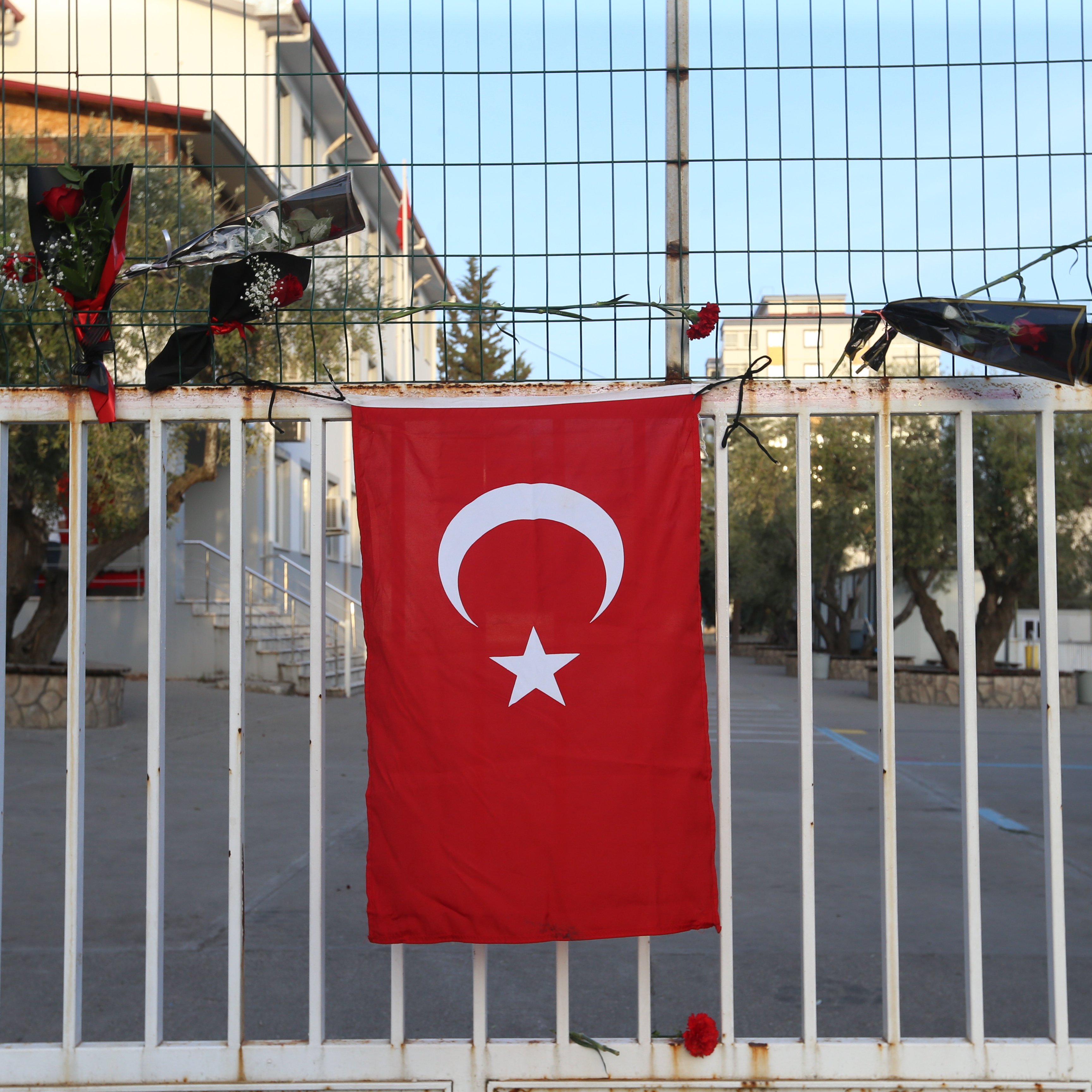Kahramanmaraş’ta Facianın Eşiğinden Dönüldü: Kahraman Öğretmen Katliamı Önledi!