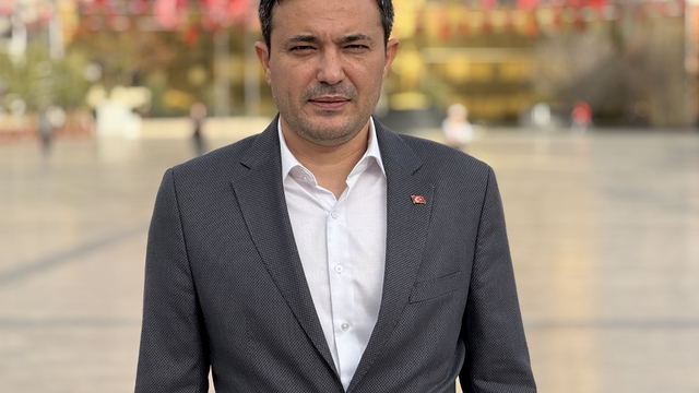 URFALI SİYASETÇİ AKTİF SİYASETİ BIRAKTI: “HAYAT YOLCULUĞUMA AKADEMİDE DEVAM EDECEĞİM”