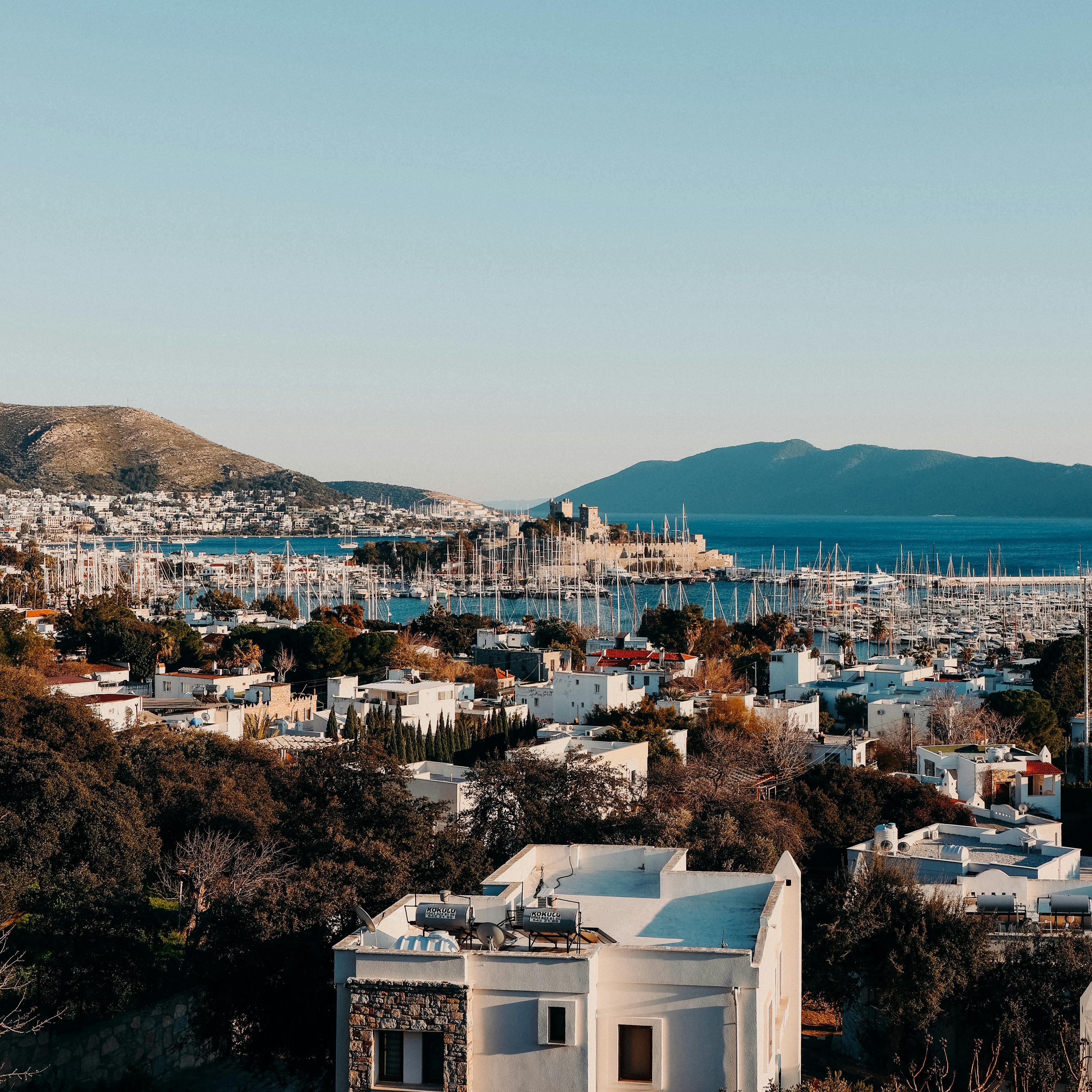 Bodrum'da Tatil Tarifesi Cep Yakıyor: Lahmacun 30, Hamburger 42 Euro!