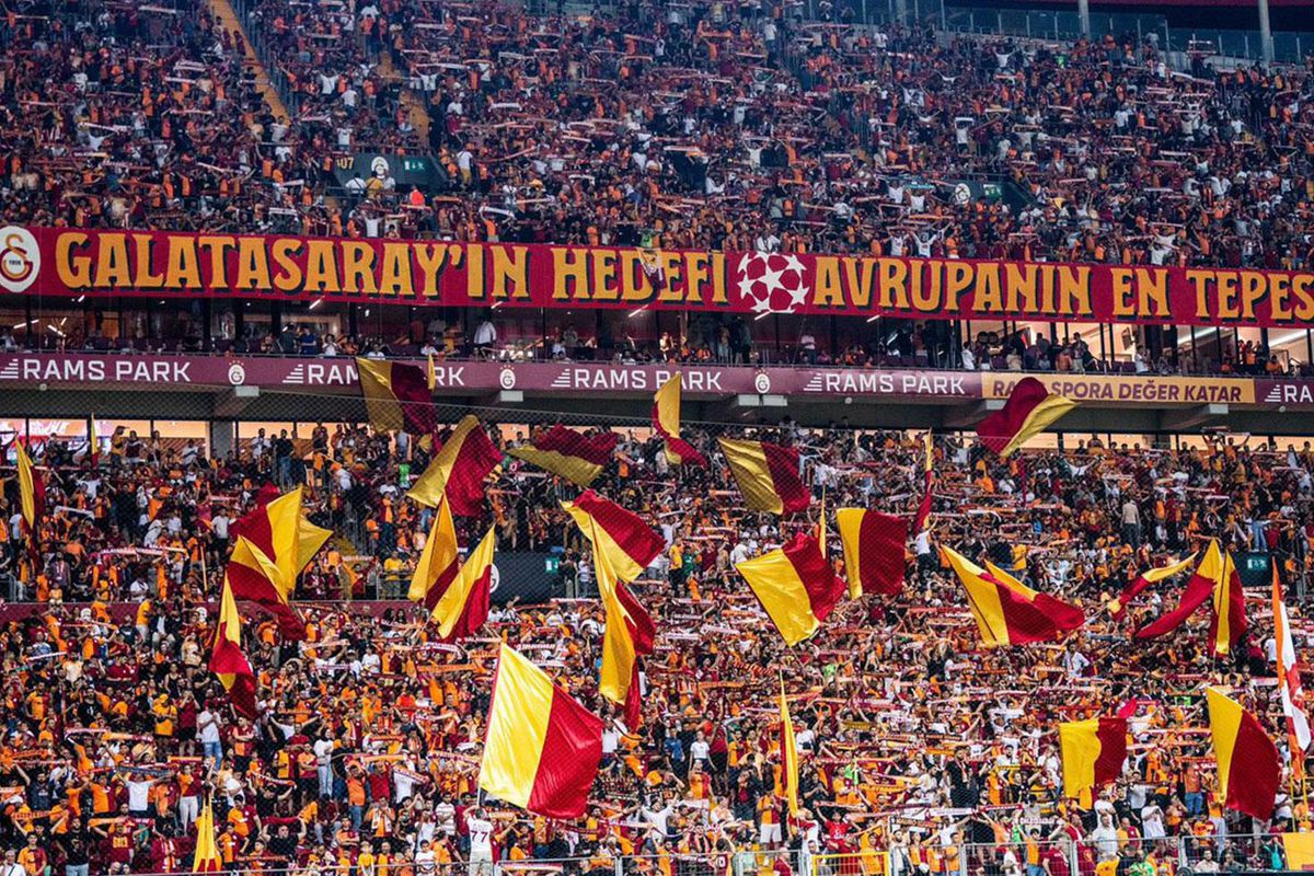 Galatasaray'da Kale Sil Baştan: Günay Güvenç Yolcu, Genç Eldivenler Göreve!