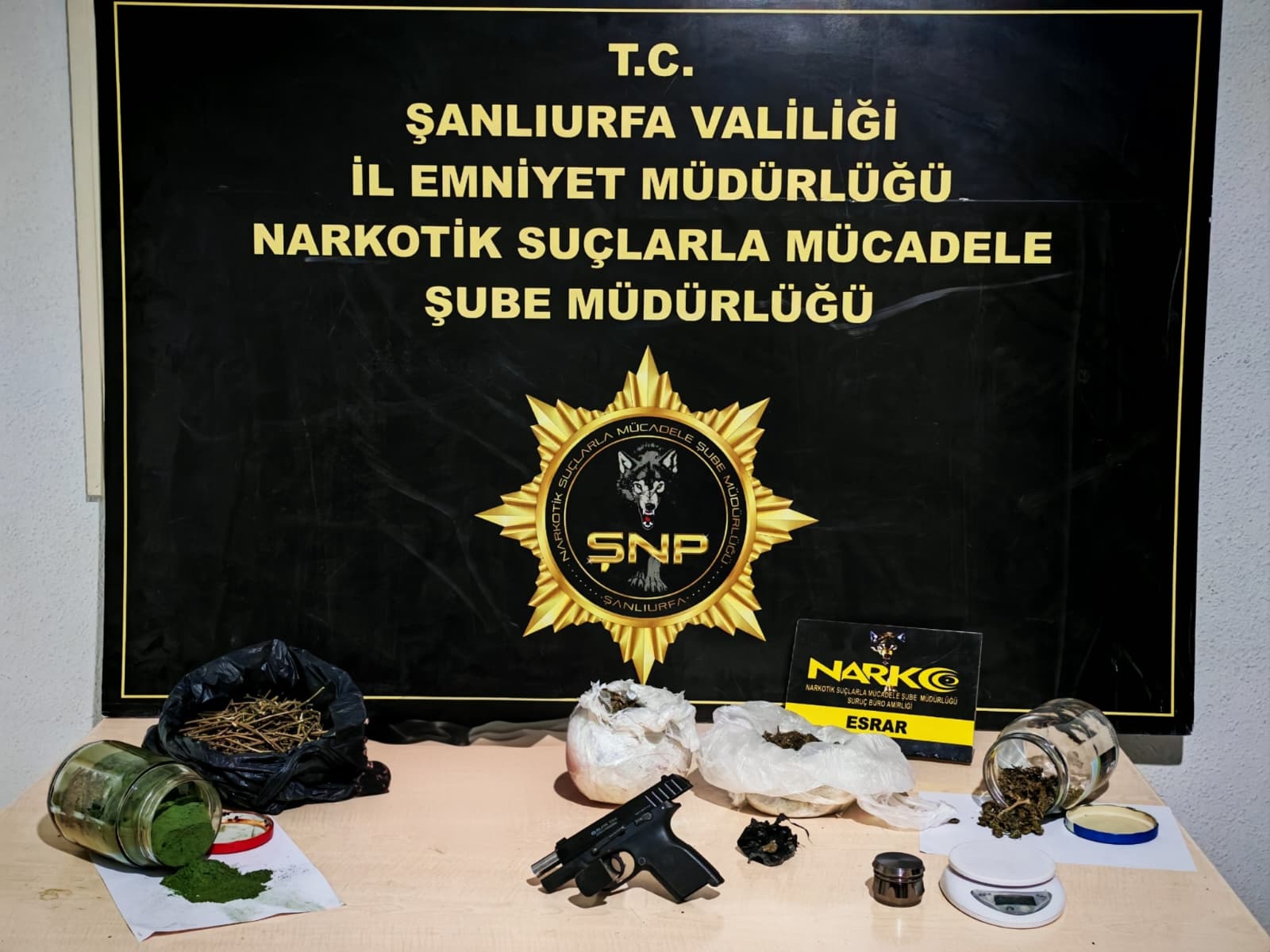 Zehir Tacirlerine Geçit Yok: Cephanelik Gibi Zula!