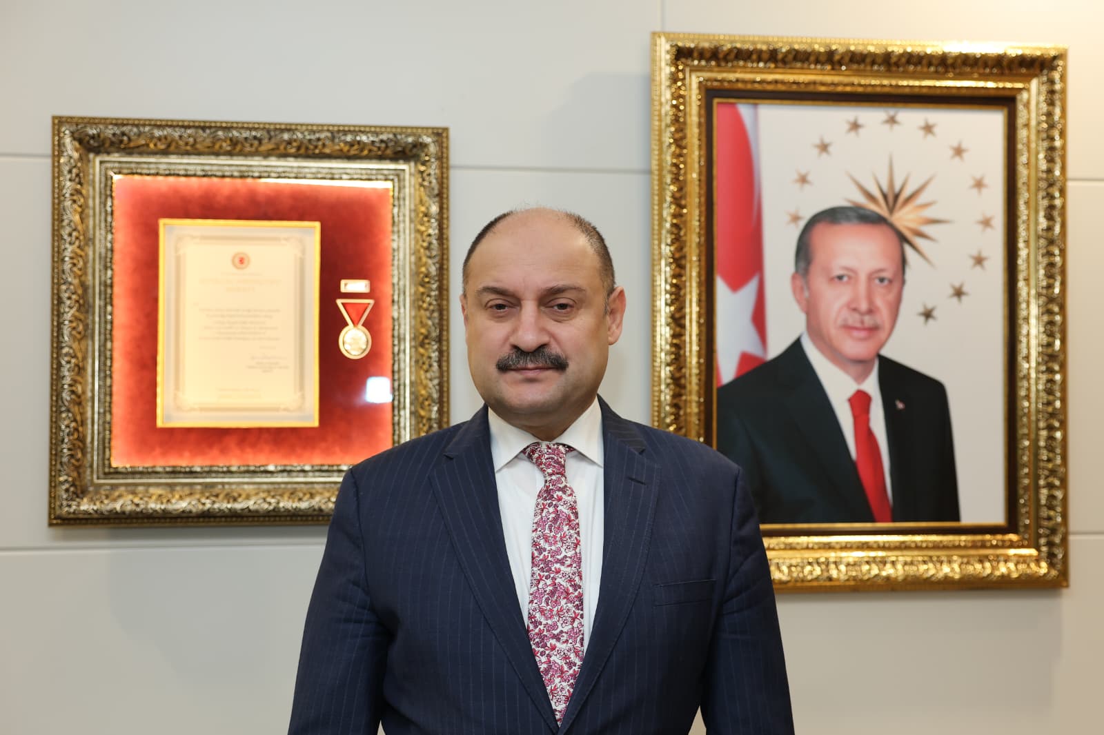 BAŞKAN GÜLPINAR’DAN “ŞANLI” ÜNVANININ 42. YIL DÖNÜMÜ MESAJI