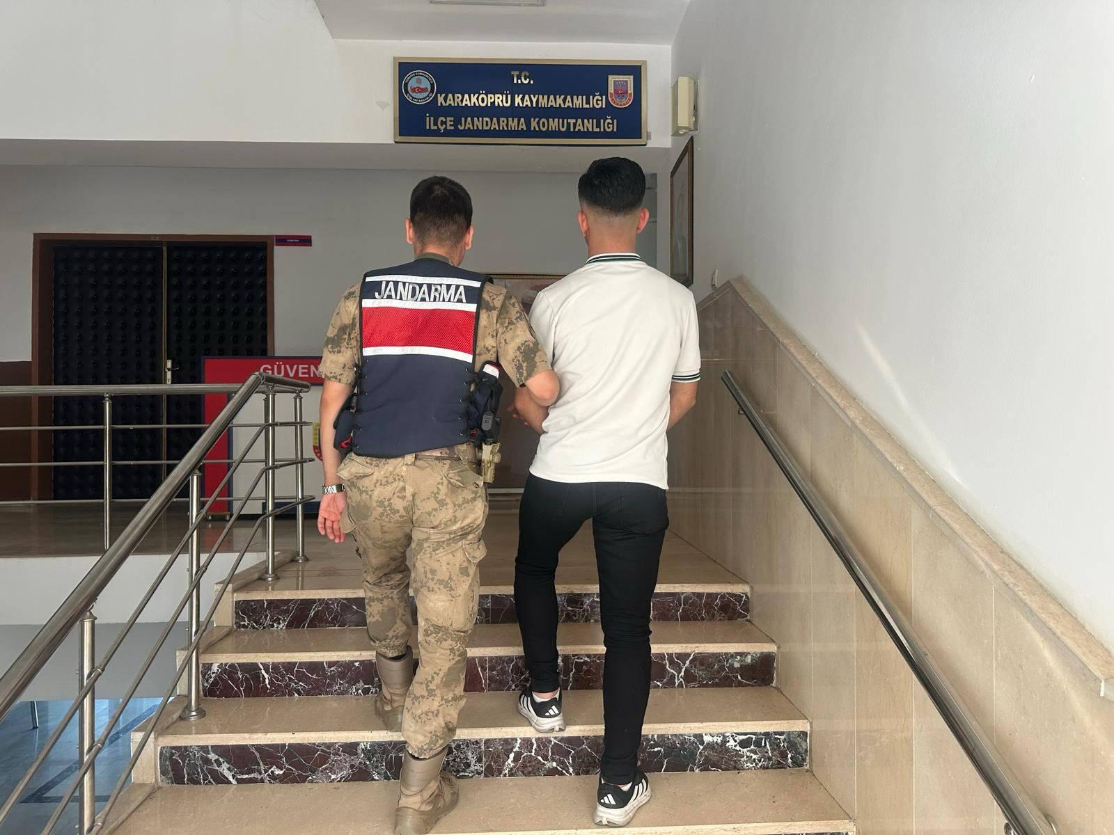 Şanlıurfa'da Hakkında 8 Yıl 4 Ay Hapis Cezası Bulunan Firari Yakalandı