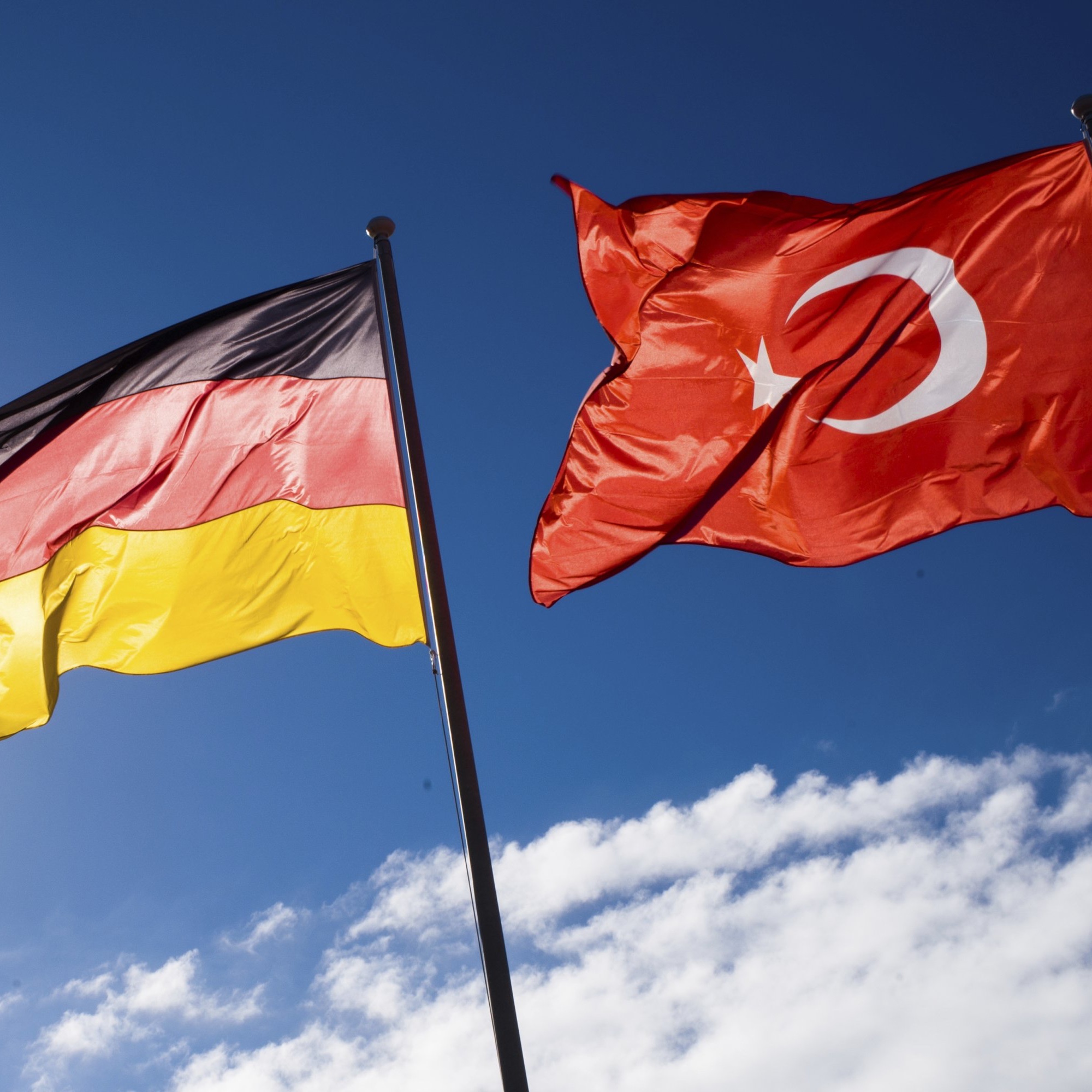 Almanya’nın Güncellenen Vizesiz Giriş Listesinde Türkiye Yer Almıyor