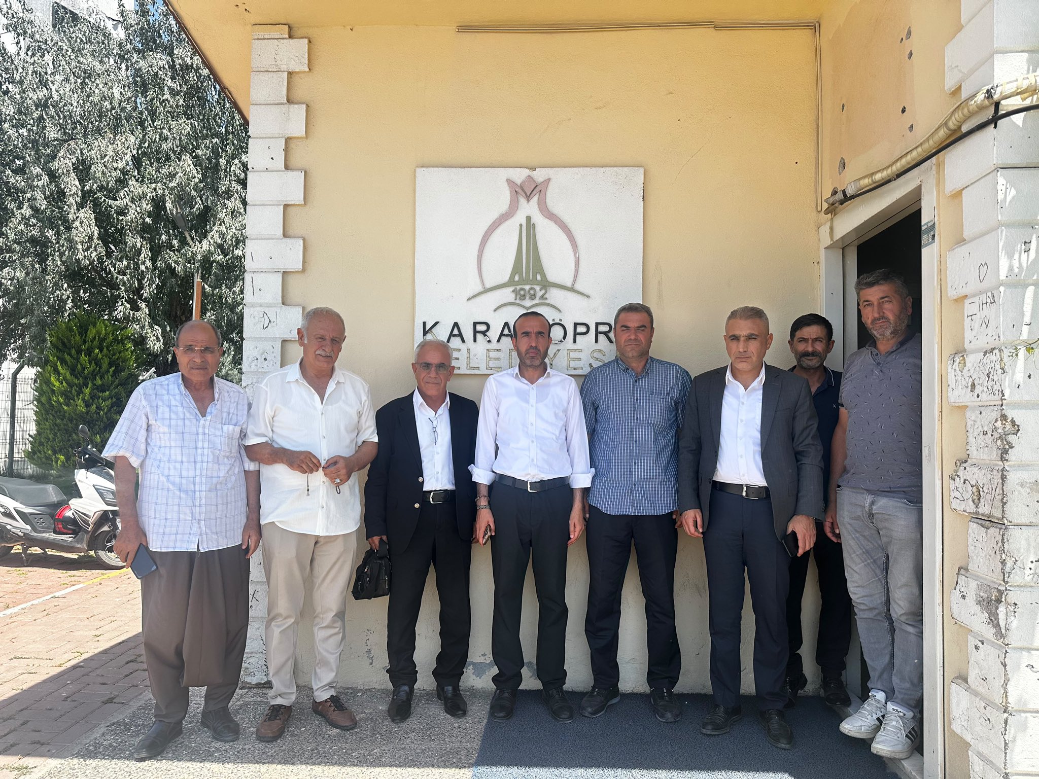 Milletvekili Ferit Şenyaşar’dan Karaköprü’de Ziyaret Turu