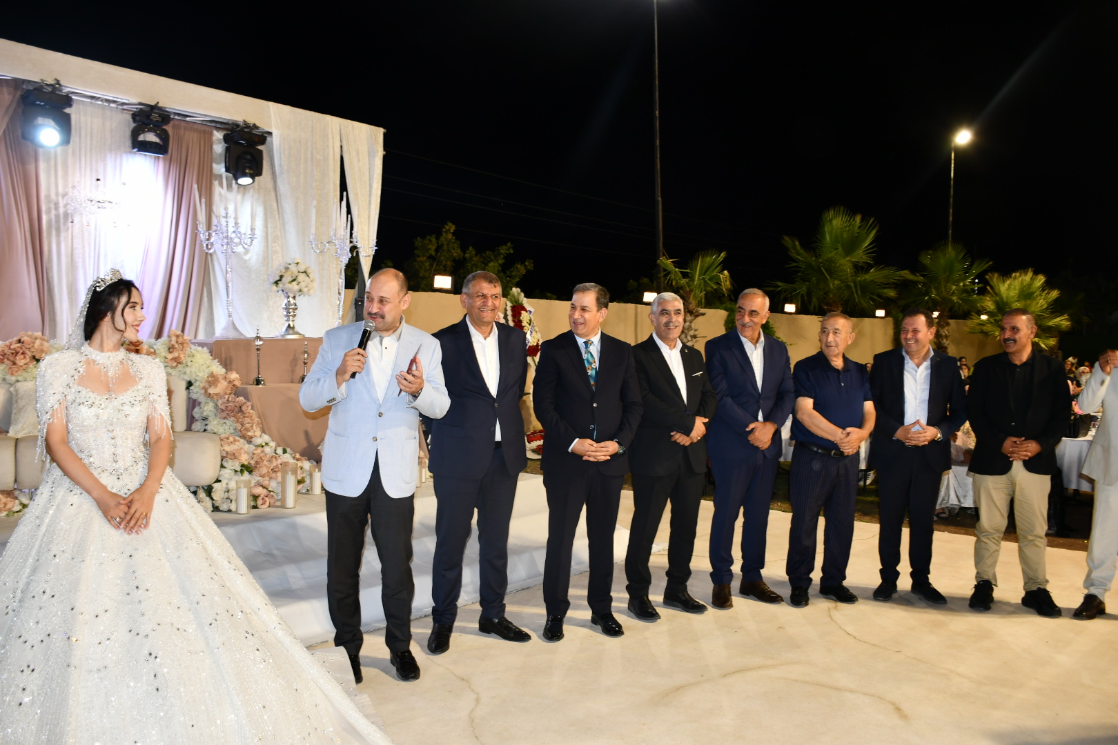 Başak ve Karaca Ailelerinin Mutlu Günü: İsmail Başak ile Beyzanur Karaca Dünyaevine Girdi